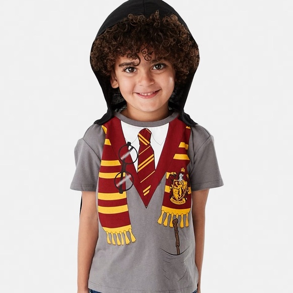 New Harry Potter License Character Cape T-shirt - Picture 2 of 9